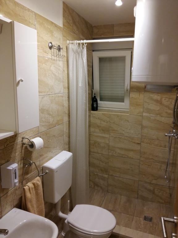 Central Luxury Rooms Izidor Σπλιτ Δωμάτιο φωτογραφία